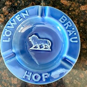 Vintage Lowenbrau Hof ashtray blue